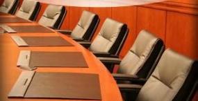 Dias and Chairs